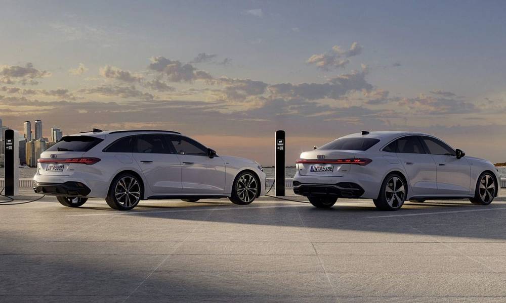 Компания Audi представила гибридные седан и универсал A5
