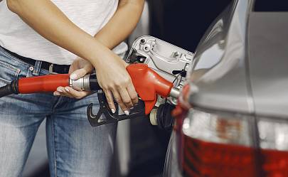 Топливо на Кипре подешевеет вслед за мировыми ценами на нефть