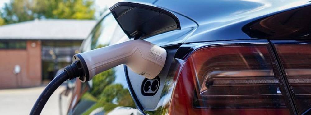 Кипр готовит новую программу субсидий на электромобили