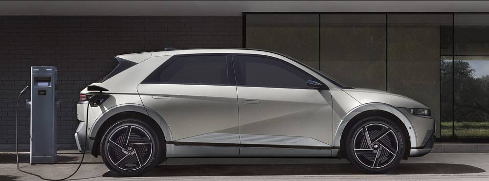 Компания Hyundai официально представила обновленный электромобиль Ioniq 5
