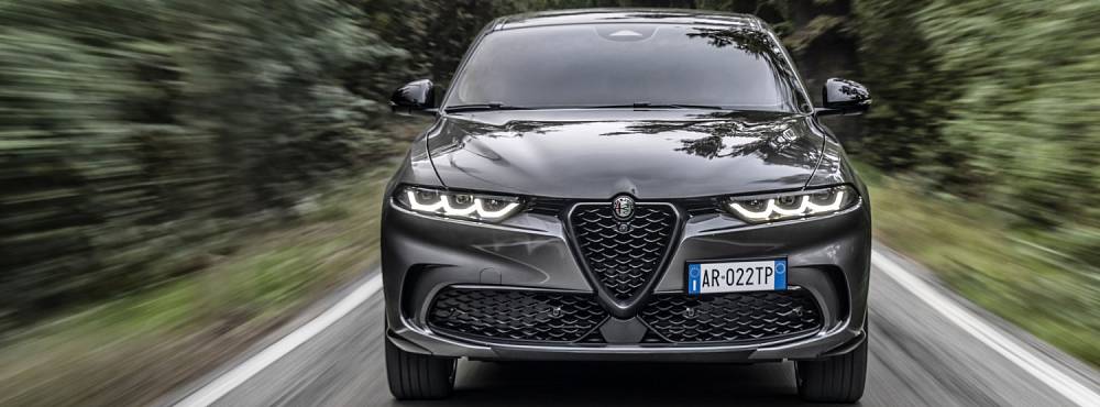 Компания Alfa Romeo представила гибридную версию кроссовера Tonale