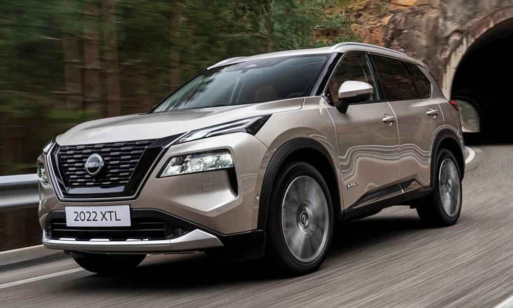 В автосалонах Кипра появился в продаже новый электрифицированный внедорожник Nissan X-Trail четвертого поколения