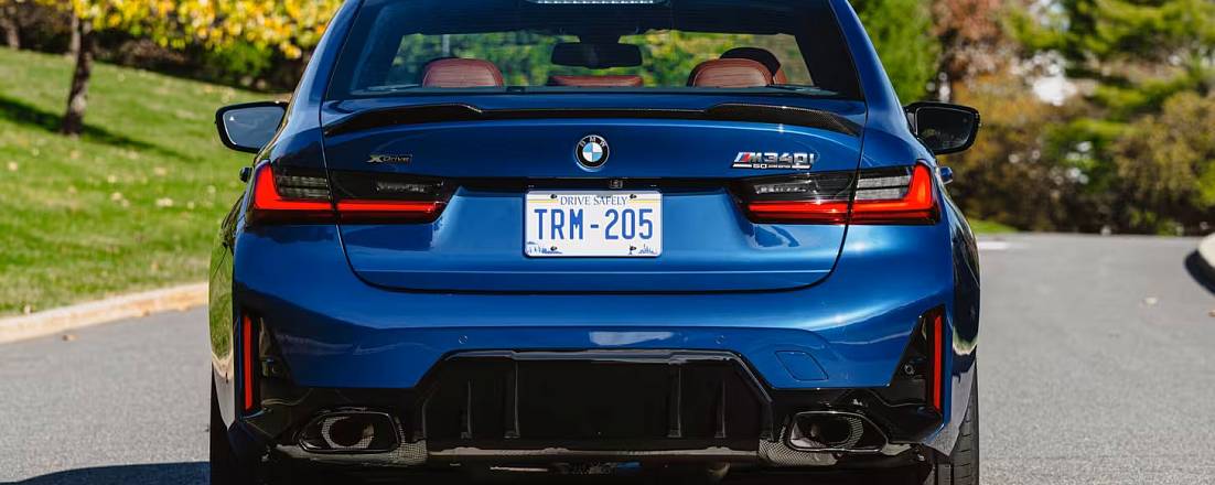 Компания BMW выпустила коллекционную M340i 50 Jahre Edition