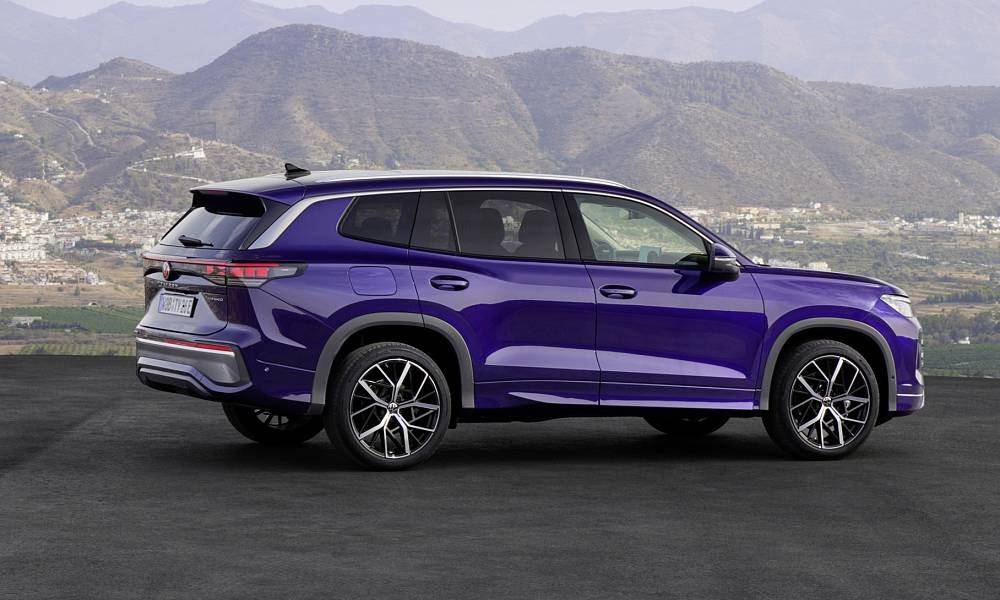 На европейском рынке появился новый кроссовер Volkswagen Tayron