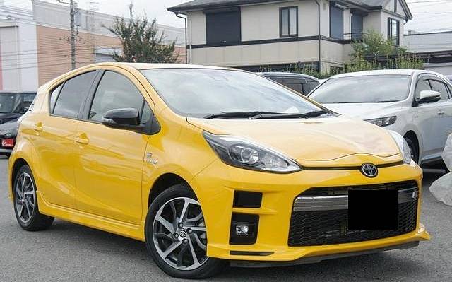 Toyota Aqua 04 2019