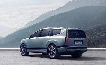 Hyundai IONIQ 9 — автомобиль 2025 года