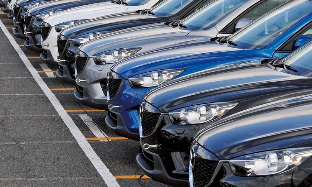 На Кипре значительно выросла регистрация машин в кузове седан