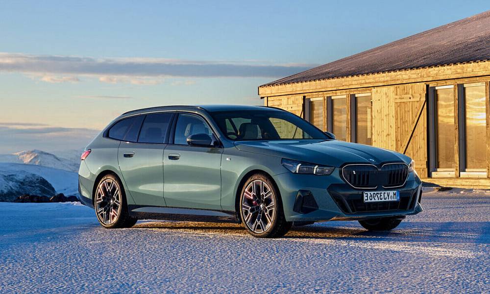 У BMW появился новый электрический универсал