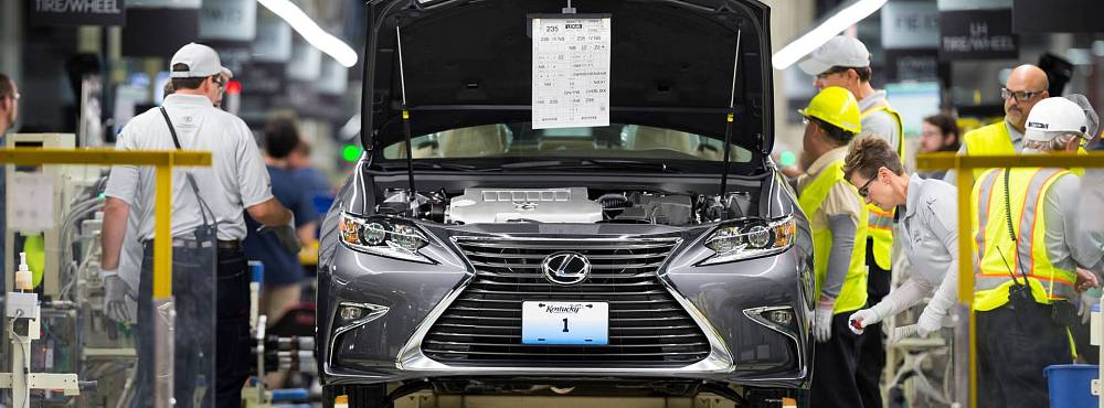 Самые мощные и надежные седаны Lexus с пробегом