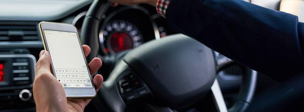 Мобильные телефоны — главная причина смертельных аварий на Кипре в 2025 году
