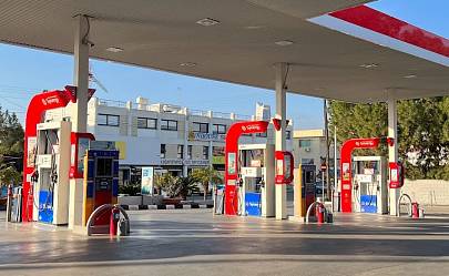 Как правильно заправлять автомобиль на Кипре