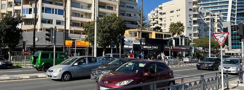 Кипр зарабатывает миллионы на дорожных штрафах