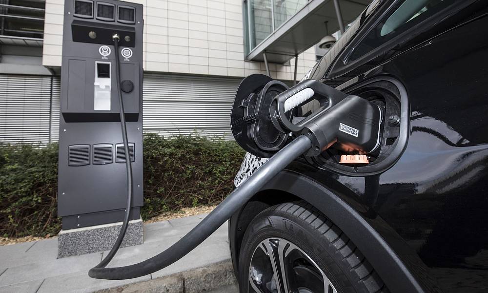 На Кипре установят 10 новых станций быстрой зарядки электромобилей