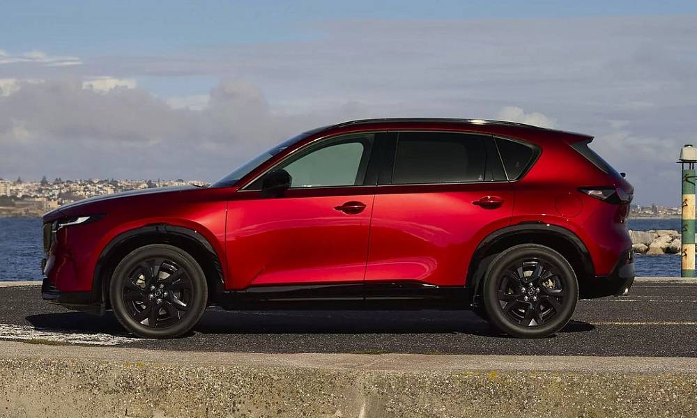 Состоялась премьера третьего поколения популярного кроссовера Mazda CX-5