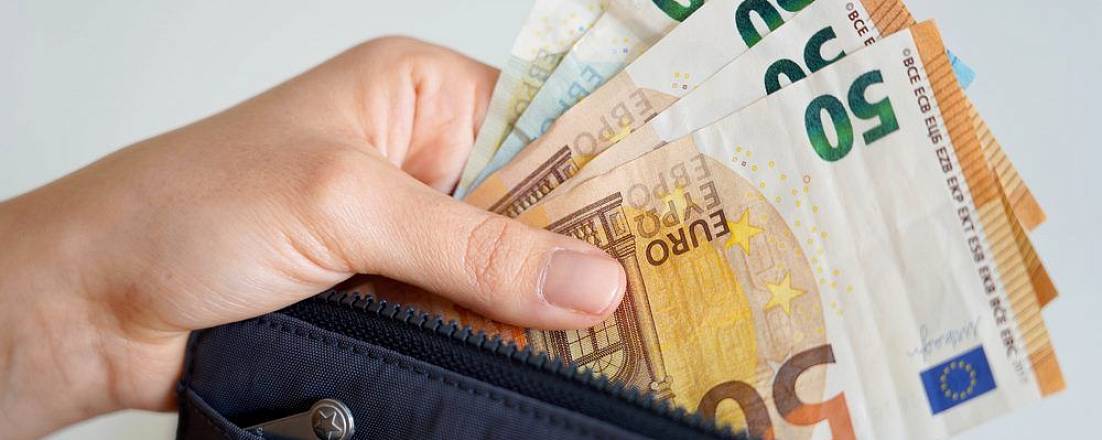 Власти Кипра возобновляют прием заявок на субсидии для покупки подержанных электромобилей