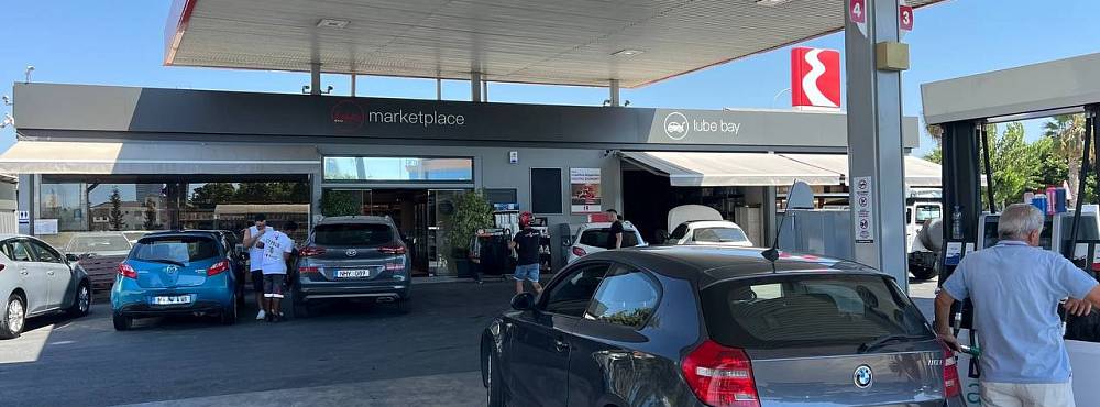 Автомобильные заправки на Кипре: что нужно знать туристам и водителям