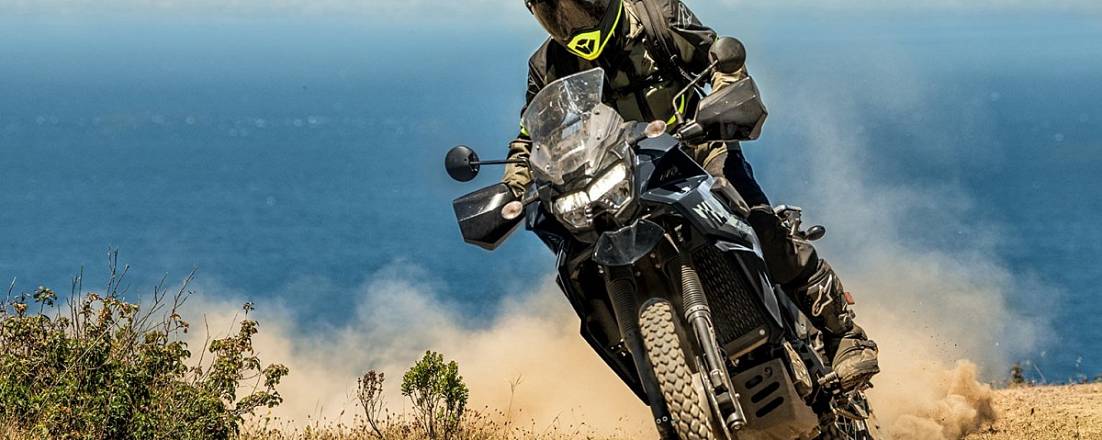Легендарный японский мотоцикл Kawasaki KLR650 возвращается