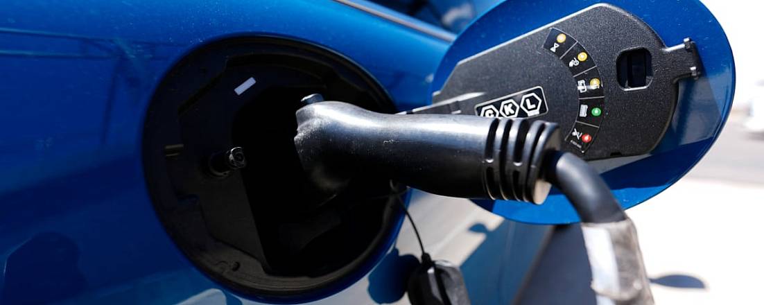 Муниципалитет Никосии дарит водителям электромобилей скидку в размере 20% на паркинг Муниципалитет Никосии дарит водителям электромобилей скидку в размере 20% на паркинг