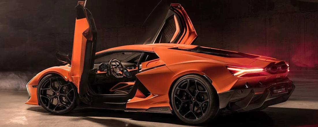 Lamborghini Revuelto: новый гибридный суперкар