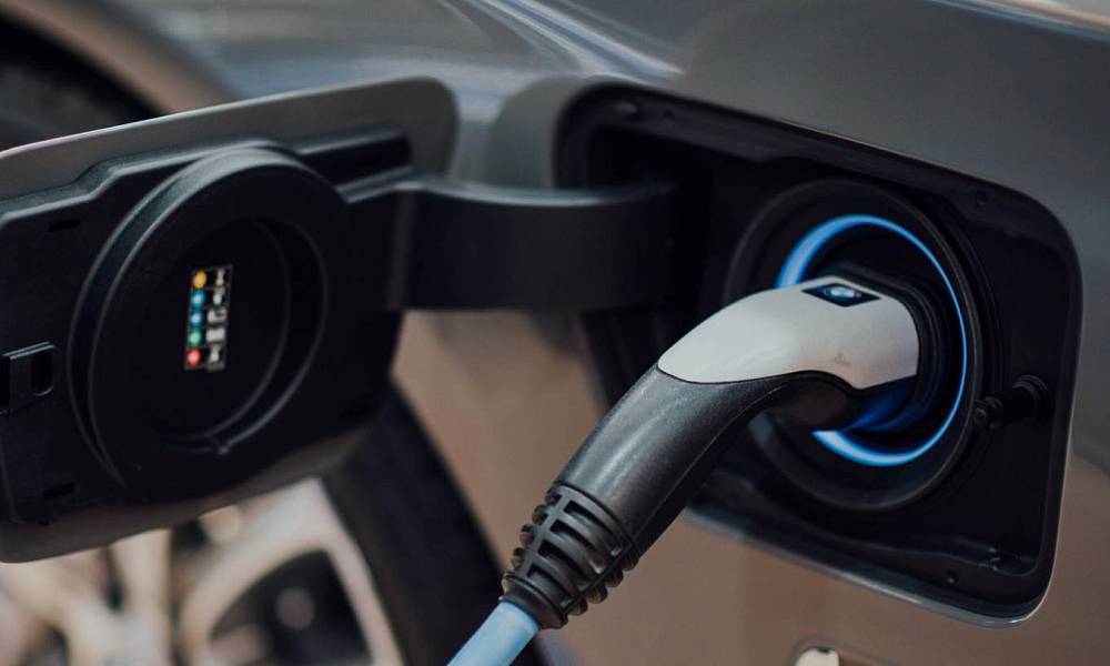 На АЗС Кипра появятся зарядки для электрокаров