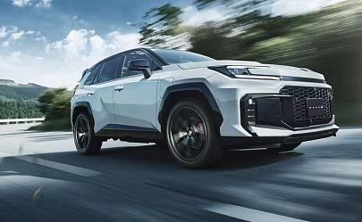 New 2026 Toyota RAV4 PHEV: 150 km electric range and GR Sport version